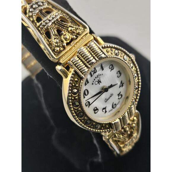 Wrangler Quartz Ladies Gemstones Battery Working Great Beautiful Expansion Band main image 7